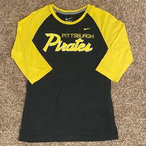 Nike Pittsburgh Pirates Half-Tee
